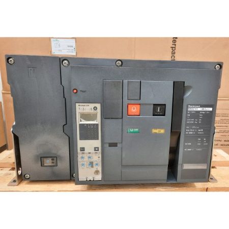 کلید هوایی چهار پل فیکس NW  اشنایدر